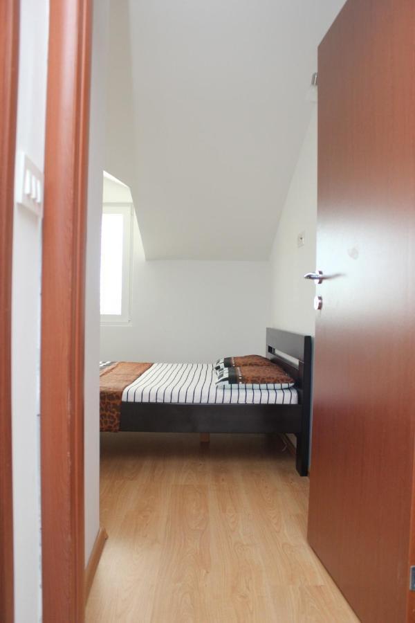 Appartement Penthouse By The Sea à Tivat Extérieur photo